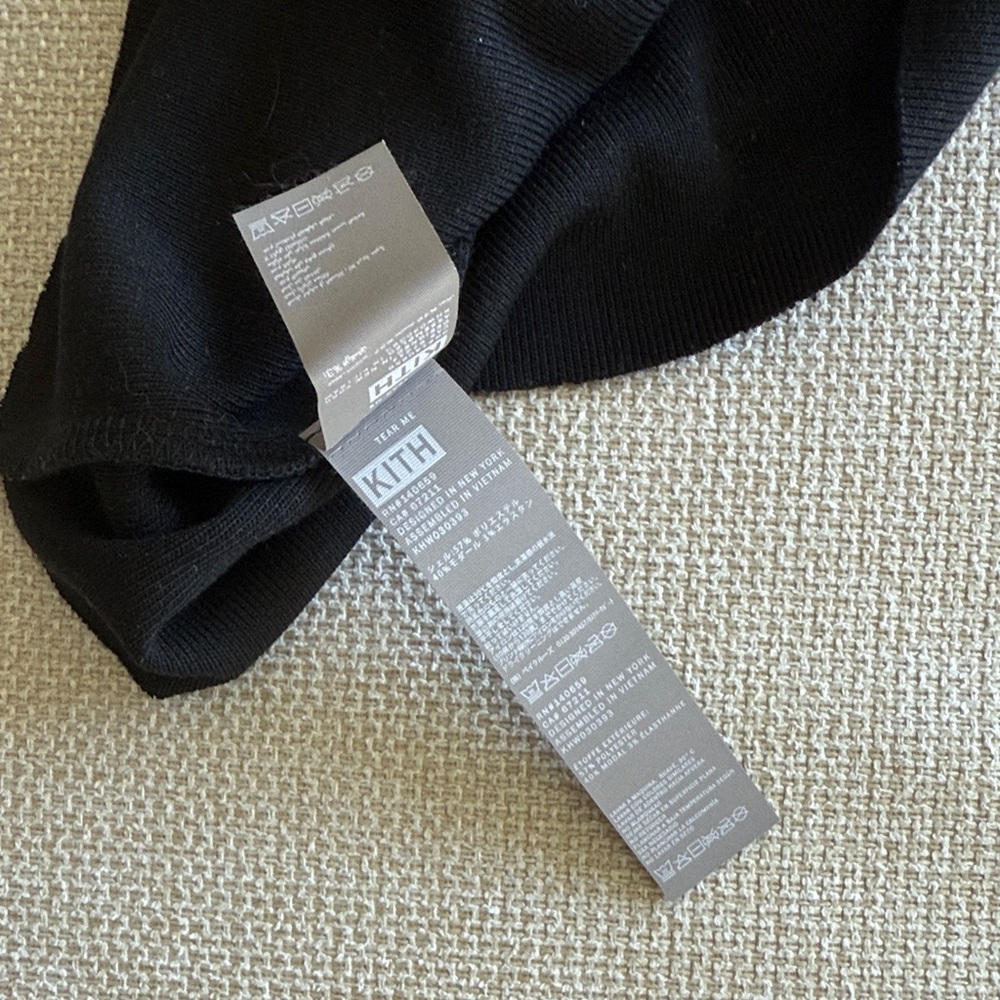 Kith Womens Cropped Mulberry Tee in black size L fits like M - Picture 5 of 5